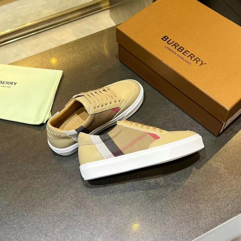 Burberry Low Shoes